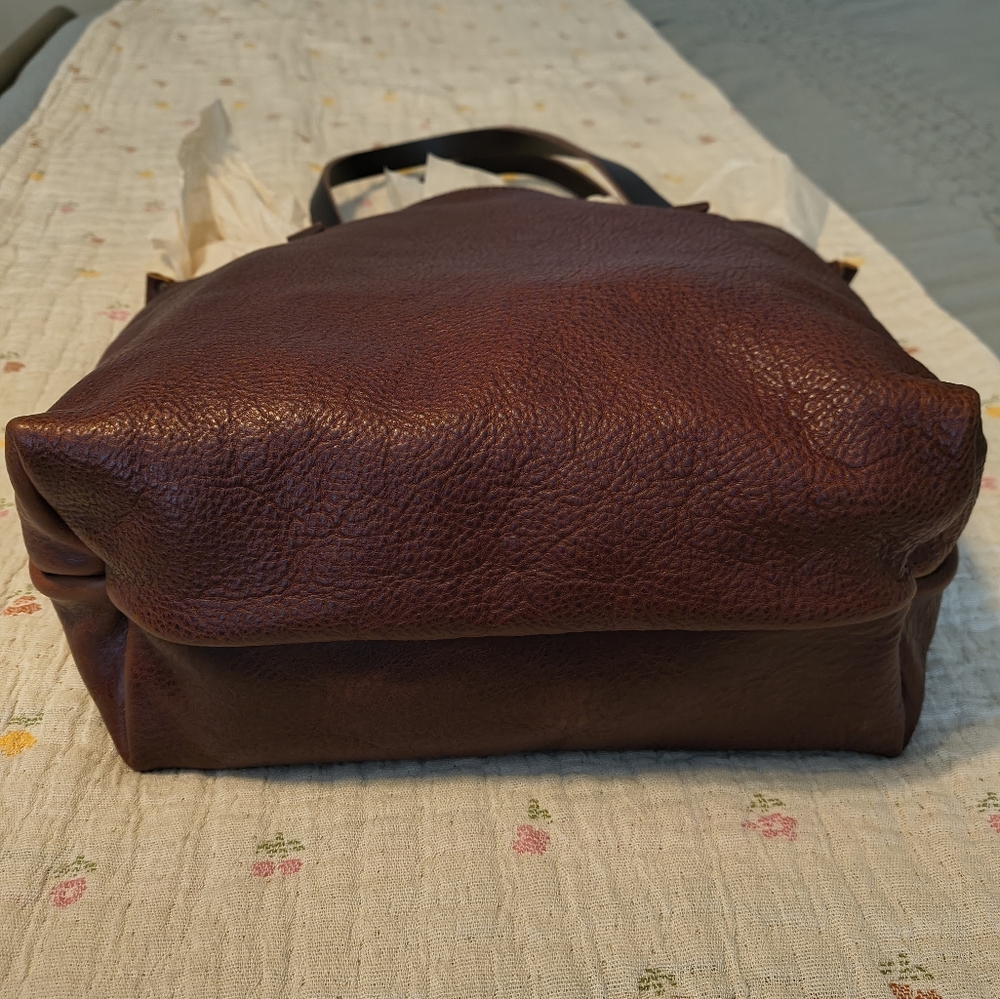 Portland Leather Goods Medium Zipper Tote - Picture 7 of 10